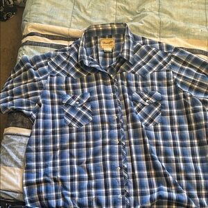Wrangler Men's Casual Blue Checkered Shirt